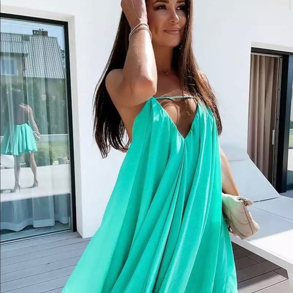 Women sexy backless summer dress - Picture 4 of 5